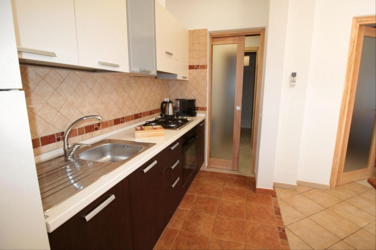 L' Arca Residence تْشيفالو المظهر الخارجي الصورة